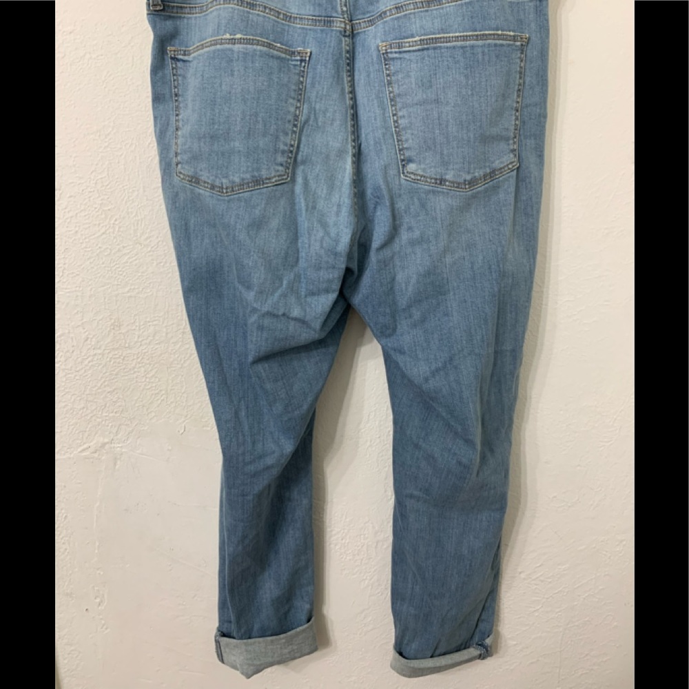 Universal Thread Jeans - Picture 6 of 6